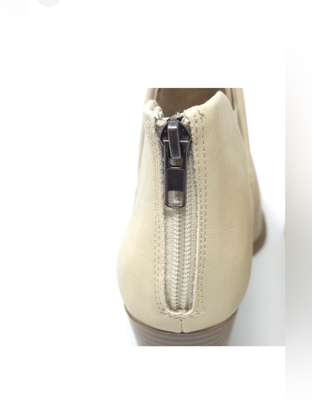 New Sun + Stone Eliza Ecru Faux Leather Almond Toe Ankle Boots Women’s 8M - Picture 5 of 11